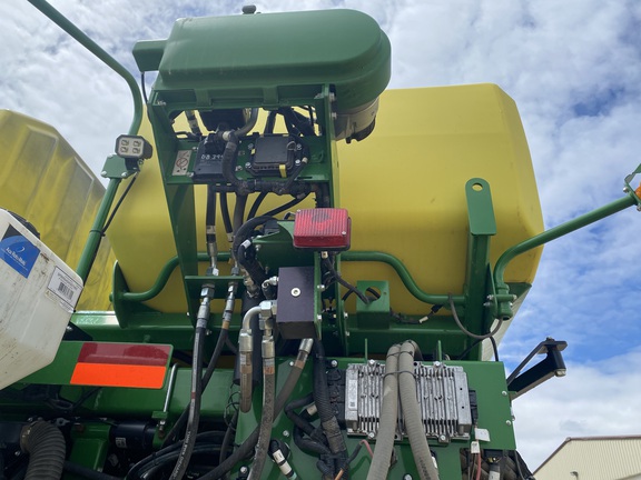 2022 John Deere DB90 Planter