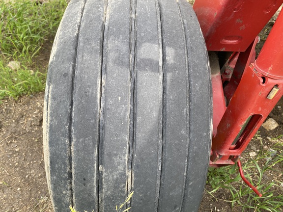2016 New Holland H7150 Mower Conditioner