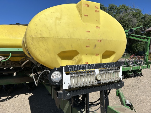 2012 John Deere 1770NT CCS Planter