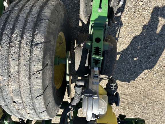 2012 John Deere 1770NT CCS Planter