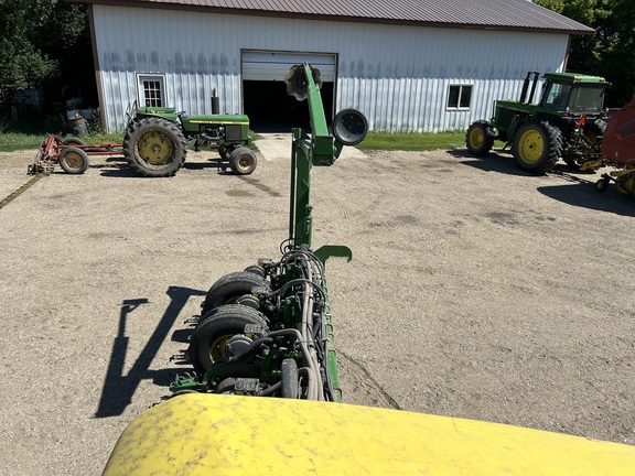 2012 John Deere 1770NT CCS Planter