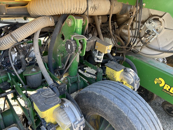2012 John Deere 1770NT CCS Planter