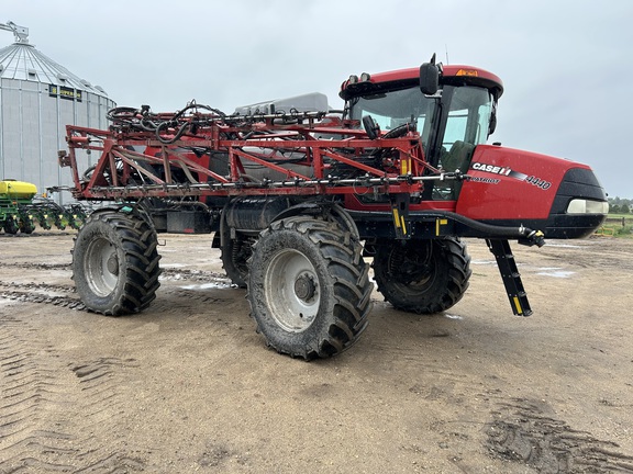 2016 Case IH Patriot 4440 Sprayer/High Clearance