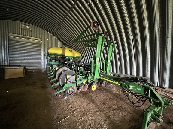 2008 John Deere 1770NT CCS Planter