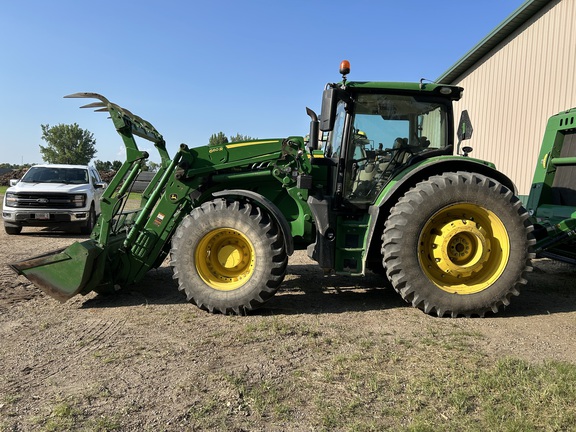 2019 John Deere 6155R Tractor