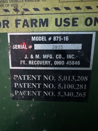 J&M 875-16 Grain Cart