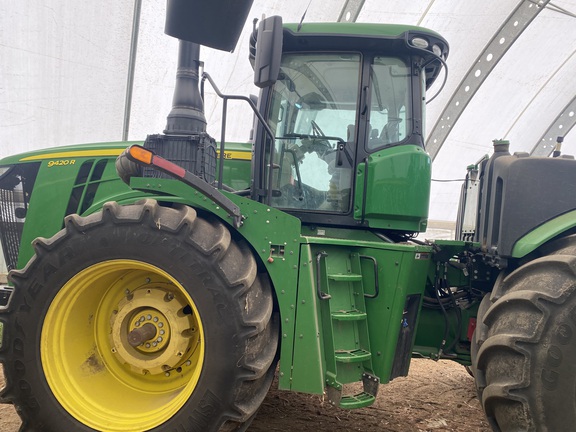 2019 John Deere 9420R Tractor 4WD