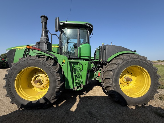 2019 John Deere 9420R Tractor 4WD