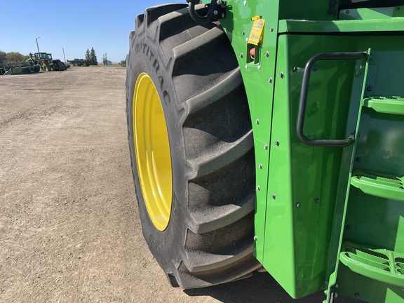 2019 John Deere 9420R Tractor 4WD