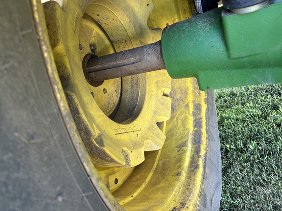2006 John Deere 7220 Tractor