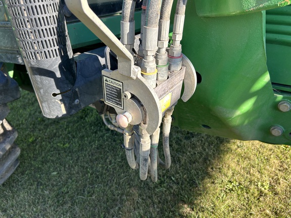 2006 John Deere 7220 Tractor