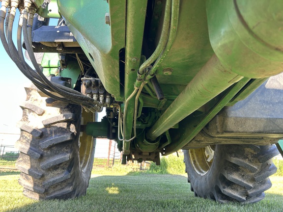 2006 John Deere 7220 Tractor