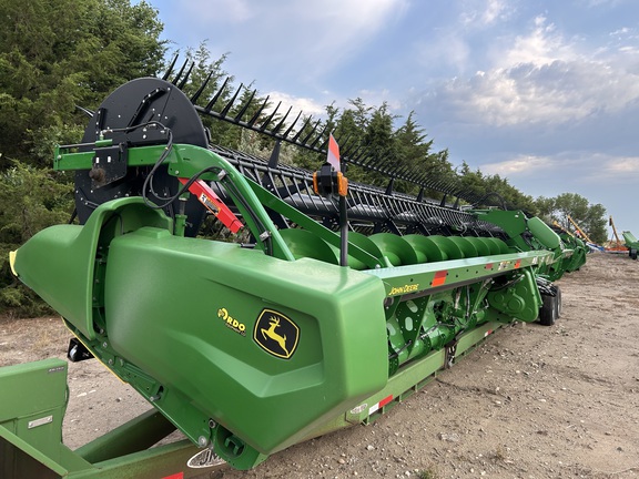 2024 John Deere RD45F Header Combine