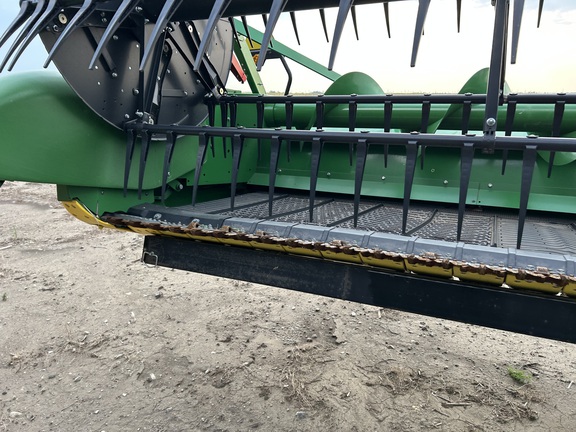 2024 John Deere RD45F Header Combine