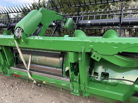 2024 John Deere RD45F Header Combine