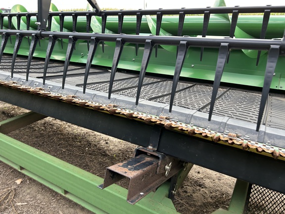 2024 John Deere RD45F Header Combine
