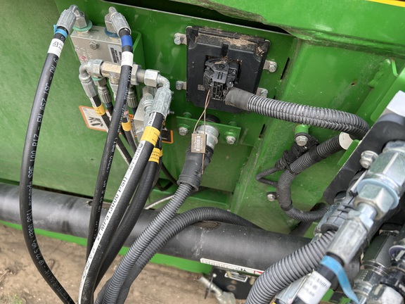 2024 John Deere C12R Header Corn Head