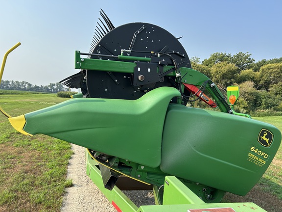 2018 John Deere 640FD Header Combine