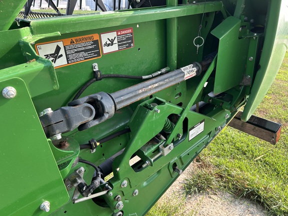 2018 John Deere 640FD Header Combine