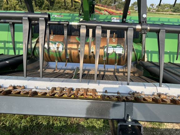 2018 John Deere 640FD Header Combine