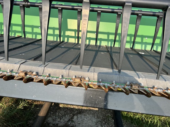 2018 John Deere 640FD Header Combine