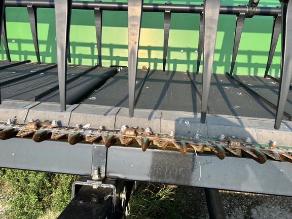 2018 John Deere 640FD Header Combine