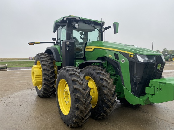 2025 John Deere 8R 370 Tractor