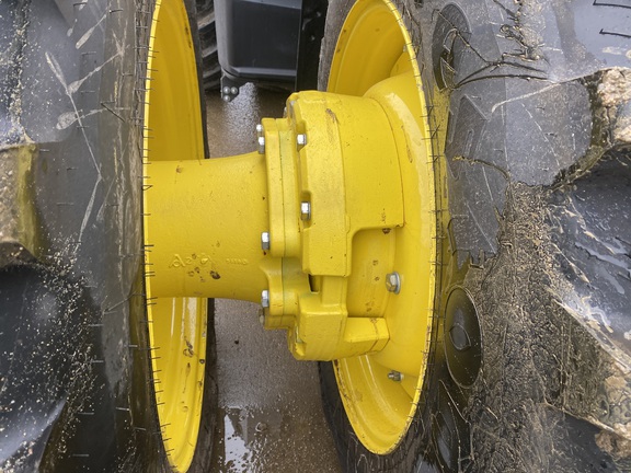 2025 John Deere 8R 370 Tractor