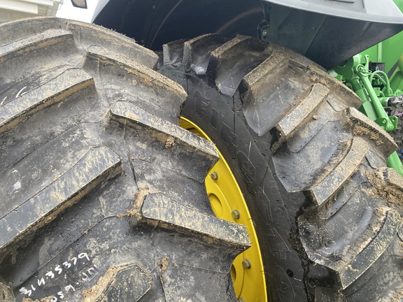 2025 John Deere 8R 370 Tractor