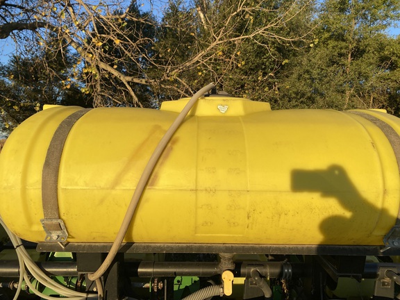 2009 John Deere 1760 Planter