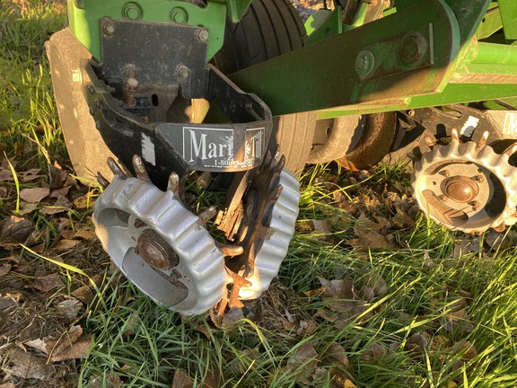 2009 John Deere 1760 Planter