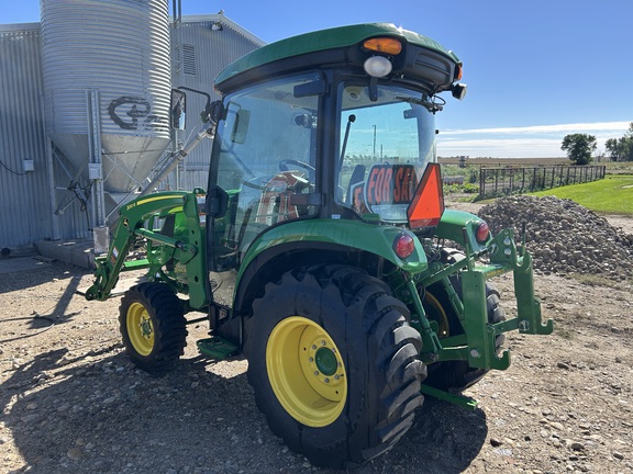 2017 John Deere 3046R Tractor Compact
