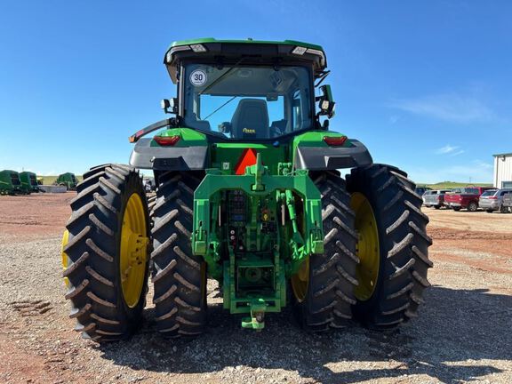 2022 John Deere 8R 410 Tractor