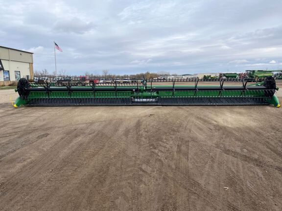 2023 John Deere RD45F Header Combine