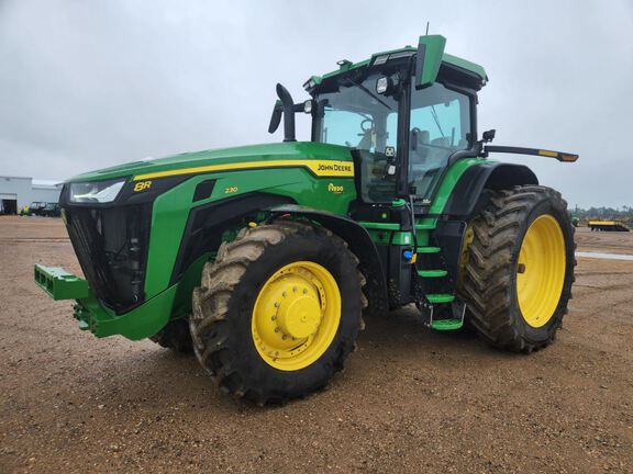 2023 John Deere 8R 230 Tractor