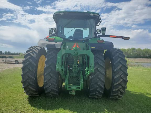 2021 John Deere 8R 250 Tractor