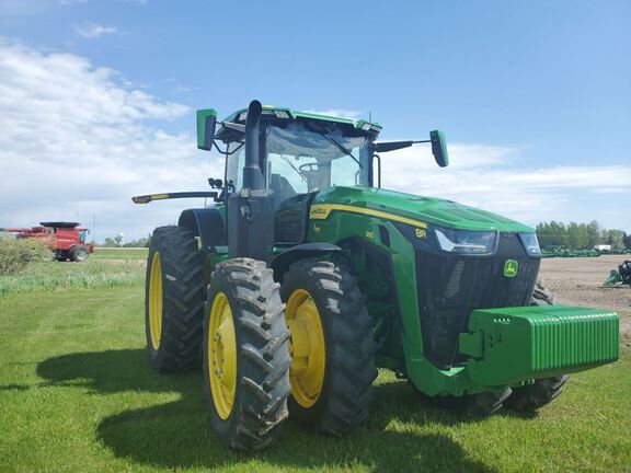 2021 John Deere 8R 250 Tractor