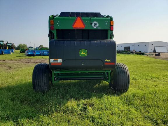 2023 John Deere 560R Baler/Round