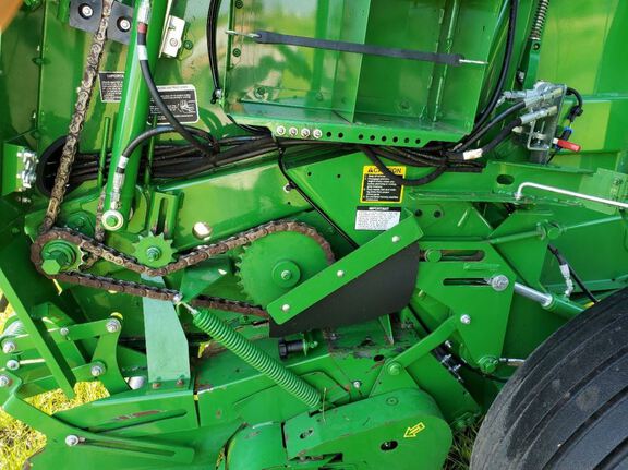 2023 John Deere 560R Baler/Round