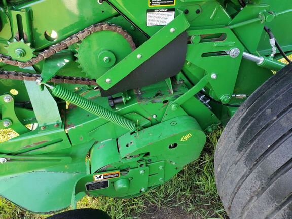 2023 John Deere 560R Baler/Round