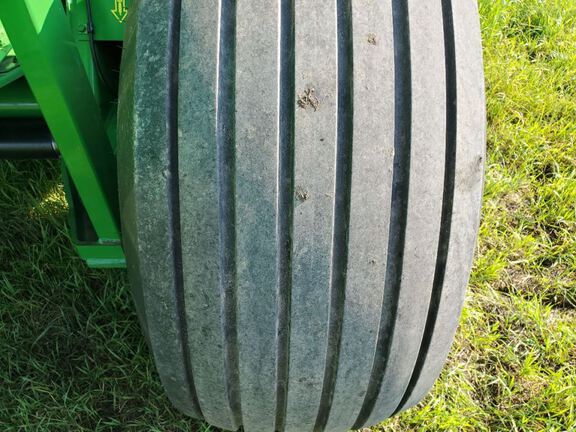 2023 John Deere 560R Baler/Round