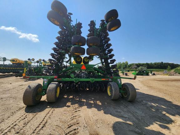 2018 John Deere 1890 Air Seeder