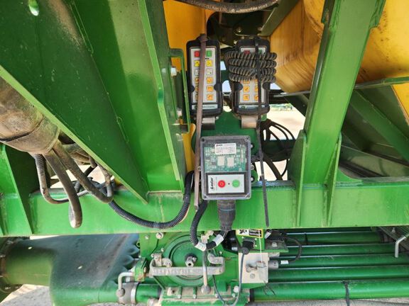 2018 John Deere 1890 Air Seeder