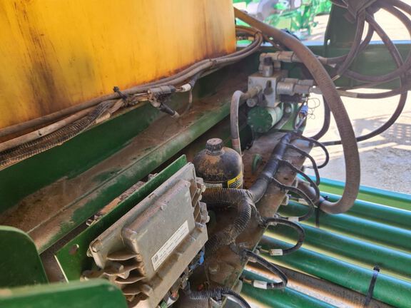 2018 John Deere 1890 Air Seeder