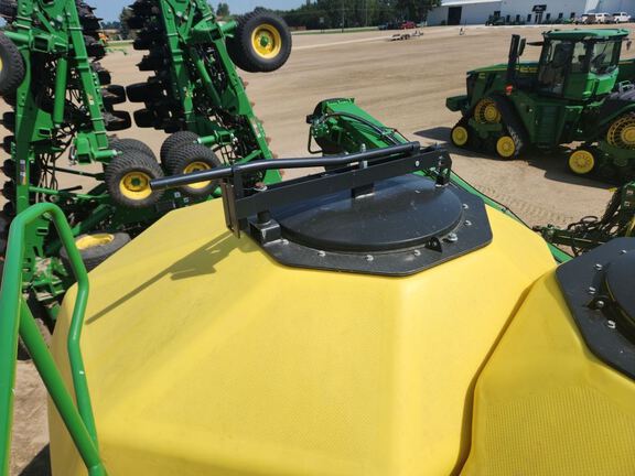 2018 John Deere 1890 Air Seeder