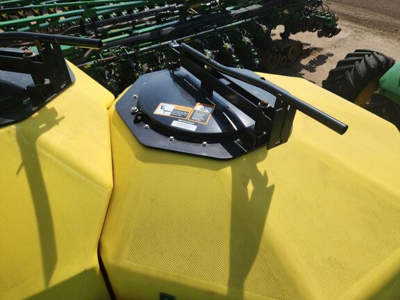 2018 John Deere 1890 Air Seeder