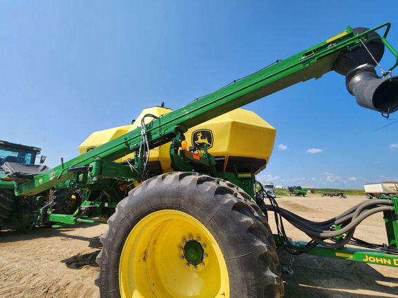 2018 John Deere 1890 Air Seeder