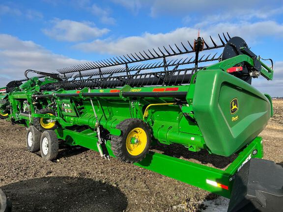 2022 John Deere HD50F Header Combine