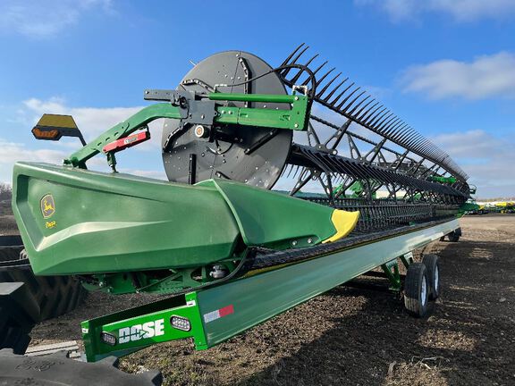 2022 John Deere HD50F Header Combine