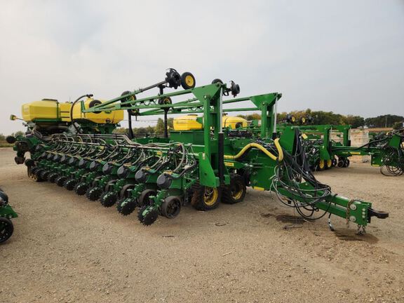 2024 John Deere DB80 Planter